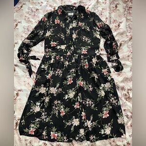 Unique Vintage Floral midi dress